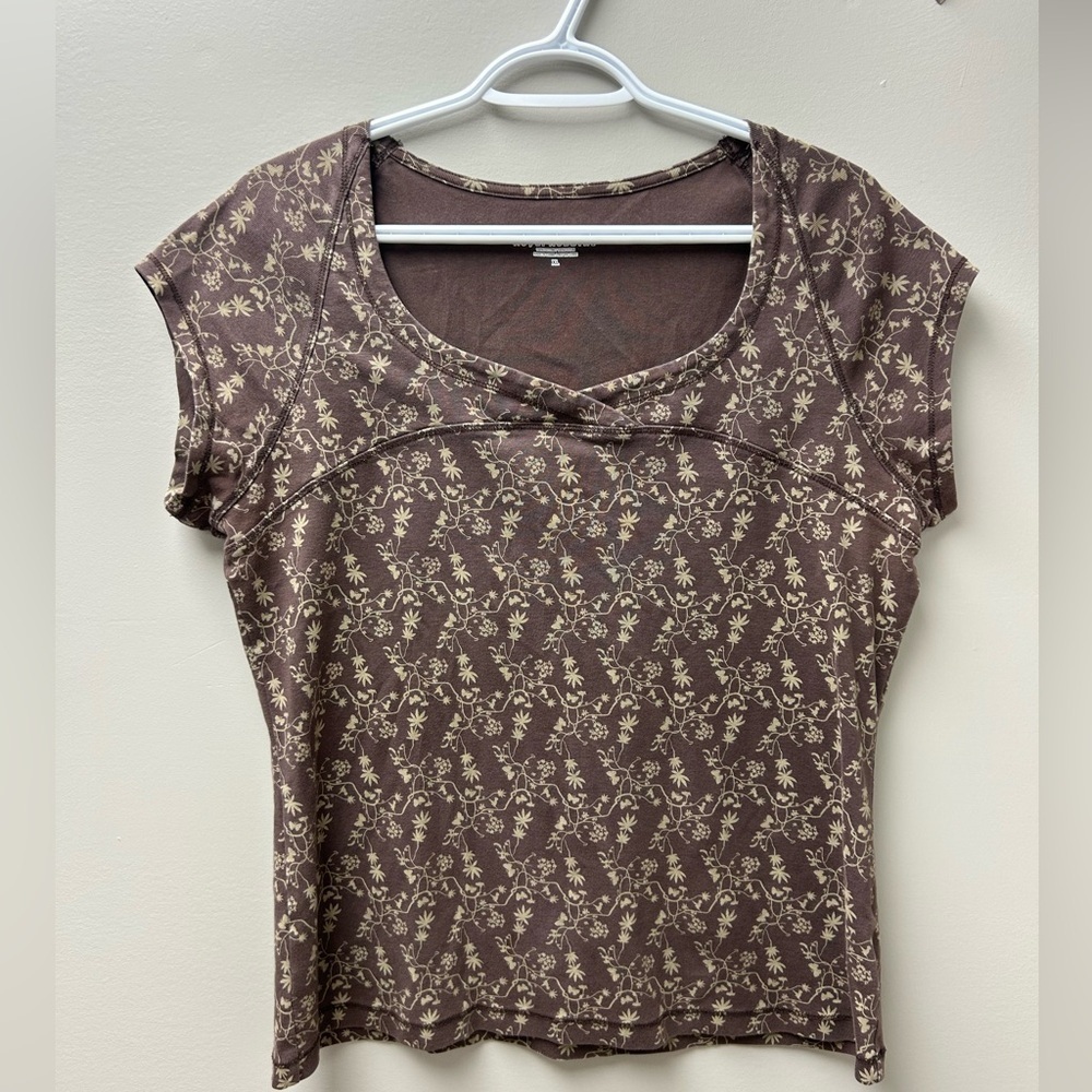 Royal Robbin’s Brown and Tan Patterned T-Shirt